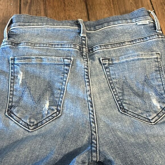 MOTHER Size 25 gypsy insider crop fray jeans - Picture 6 of 10